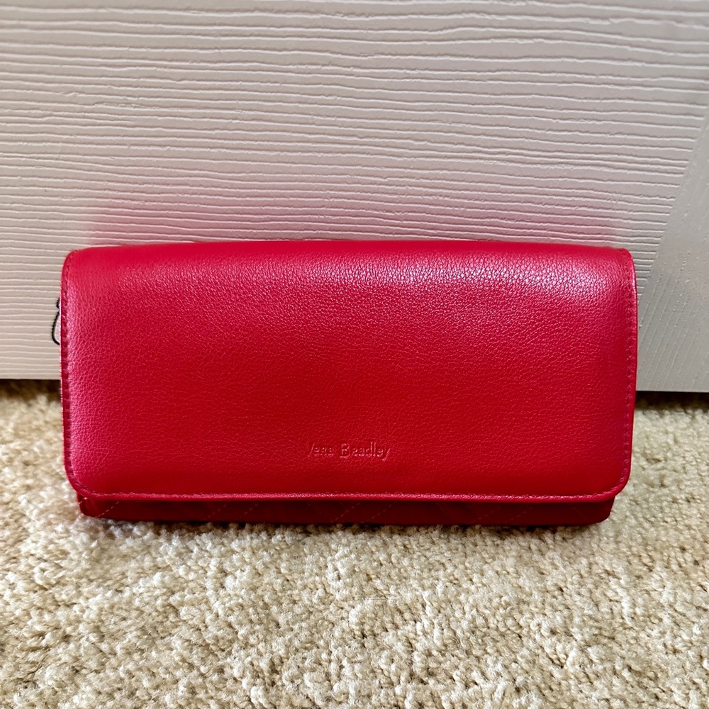 Vera Bradley red wallet NWT